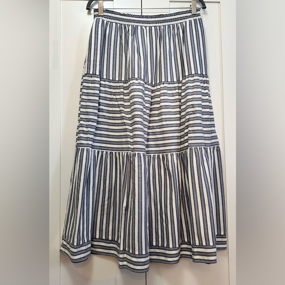 Universal Thread Dresses & Skirts - Striped Grey and White Skirt Sz MED